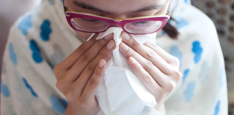 “People considering zinc to treat a cold should be aware of the limited evidence base and possible side-effects,” 