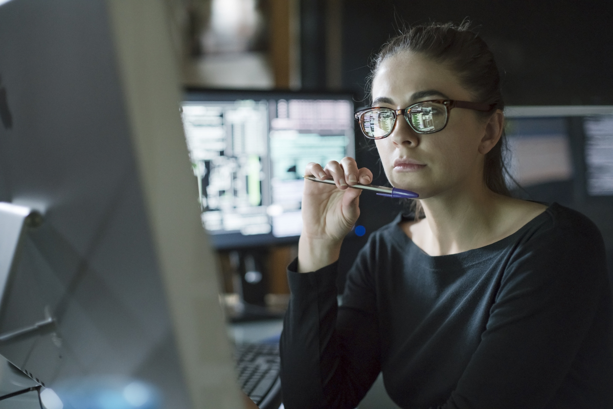 Blue-light filtering spectacles probably make no difference to eye strain, eye health or sleep quality